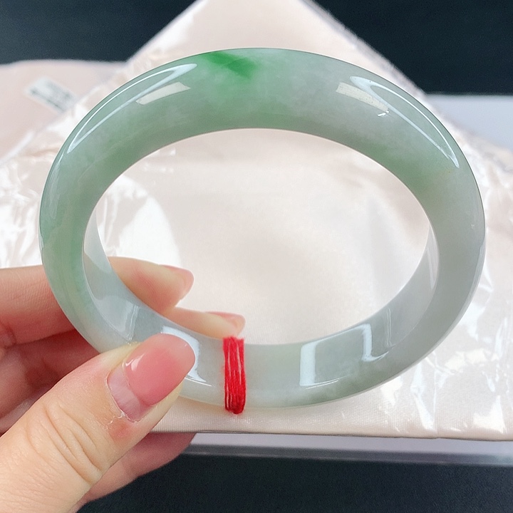 未镶嵌手镯翡翠翡翠012，65圈口