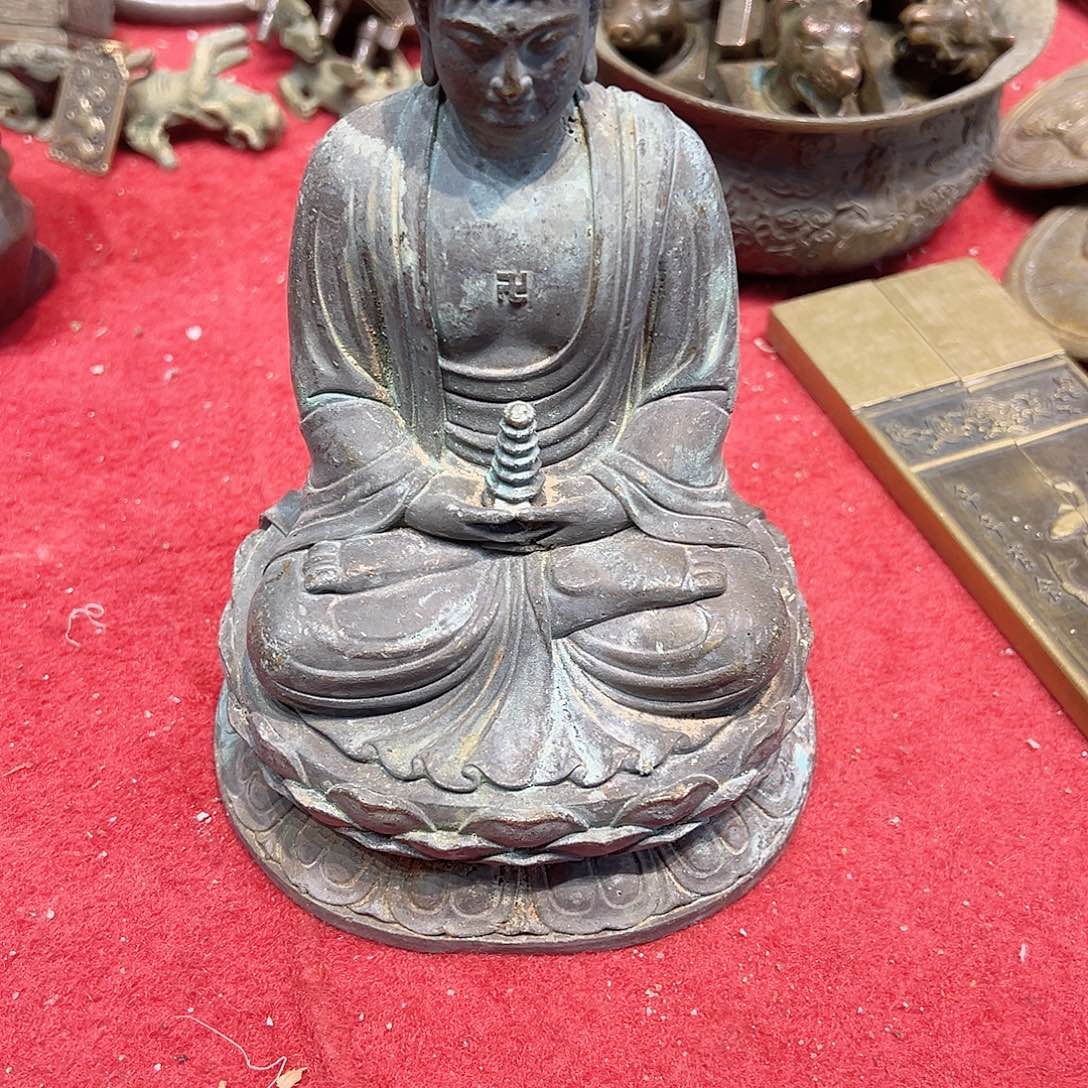 圆*体黄铜摆件工艺品，