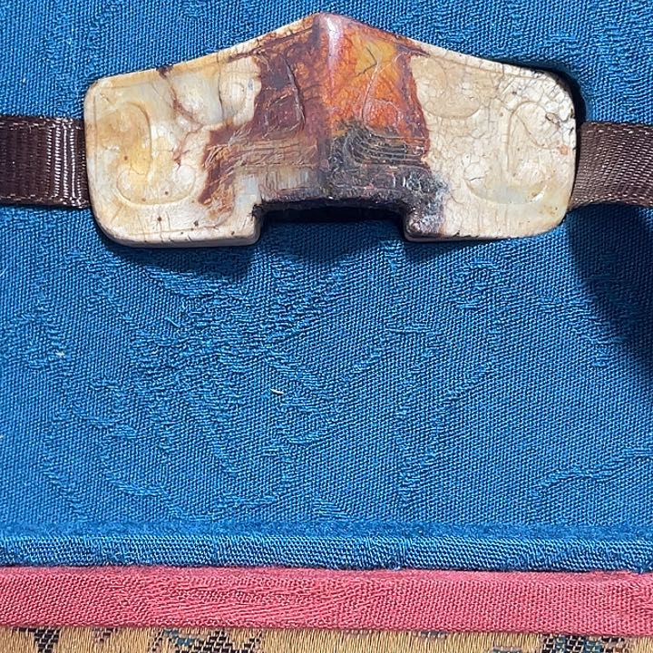 骑***侠和田玉未镶嵌挂件