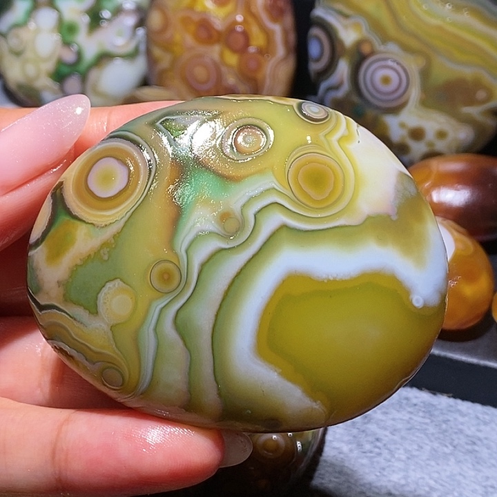 玛瑙/玉髓未镶嵌珠宝奇石74