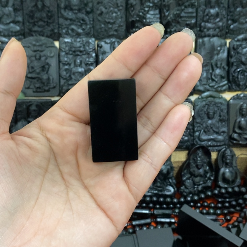 【闪购商品】未镶嵌蛇纹石玉颈饰小**凉