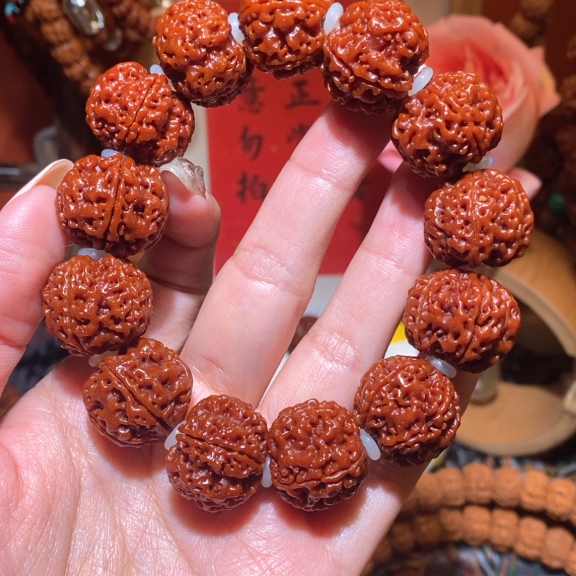 【闪购商品】金刚菩提手串21玉化