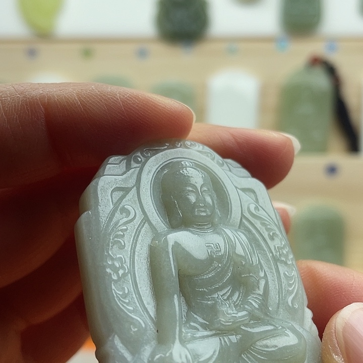 双面精雕守护神吊坠