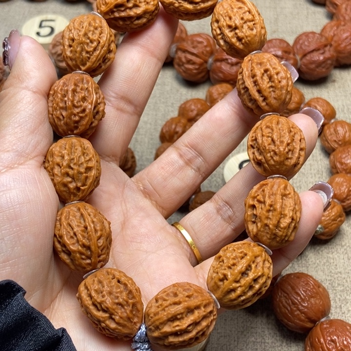 文玩核桃吊坠密纹小枣