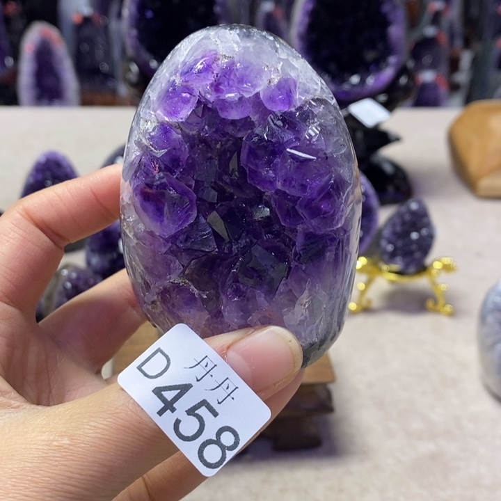 未镶嵌水晶大型摆件（非配饰）