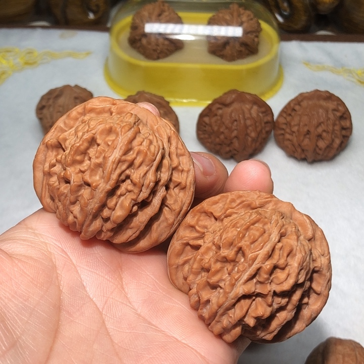 文玩核桃48.5四座楼