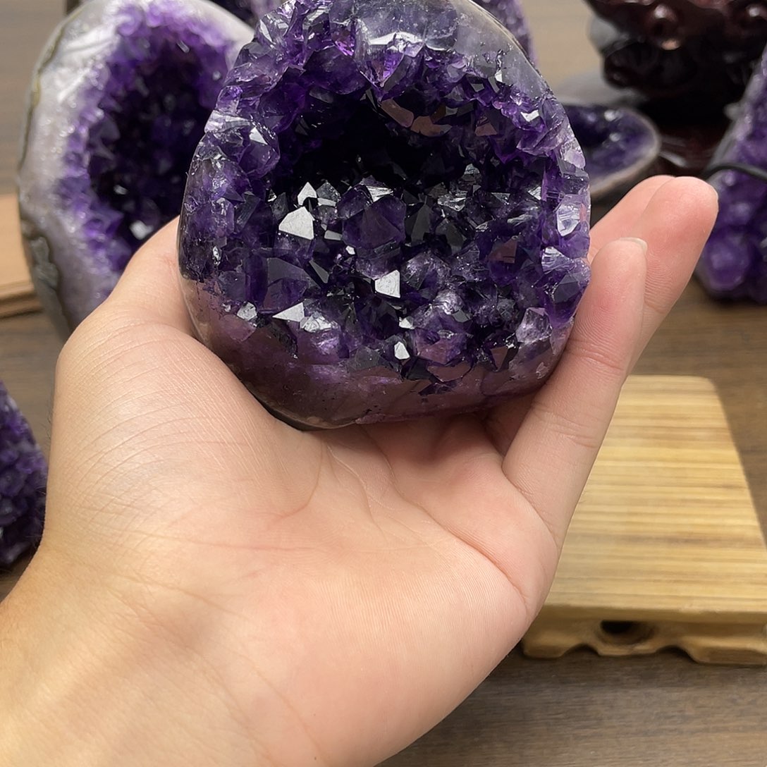 未镶嵌大型摆件（非配饰）紫晶
