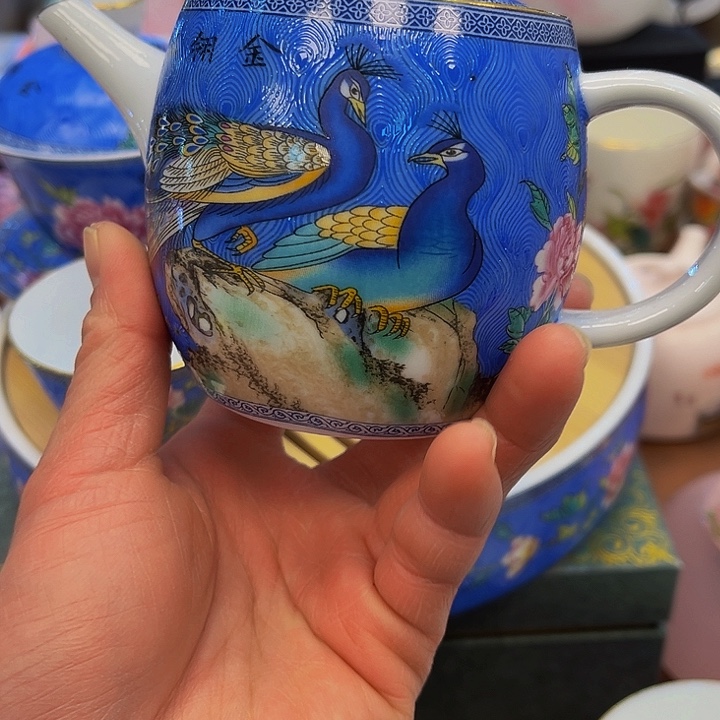 段泥茶杯啦咯啦咯下午与兔兔图图舞台