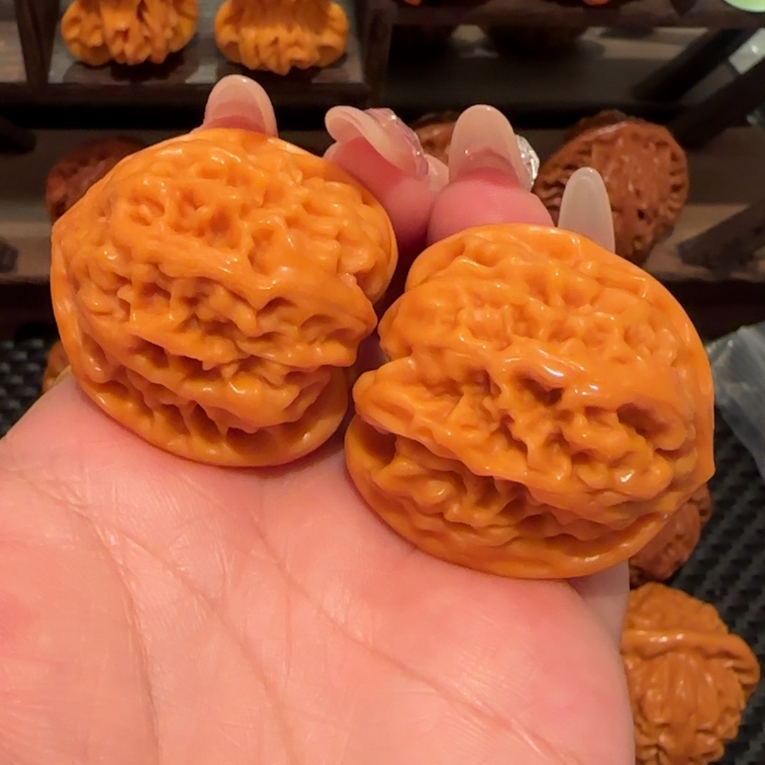 文玩核桃吊坠野牛36精品2188