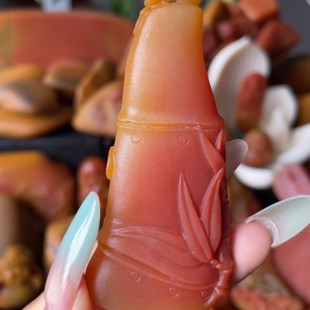 石英质玉黄蜡石挂件未镶嵌