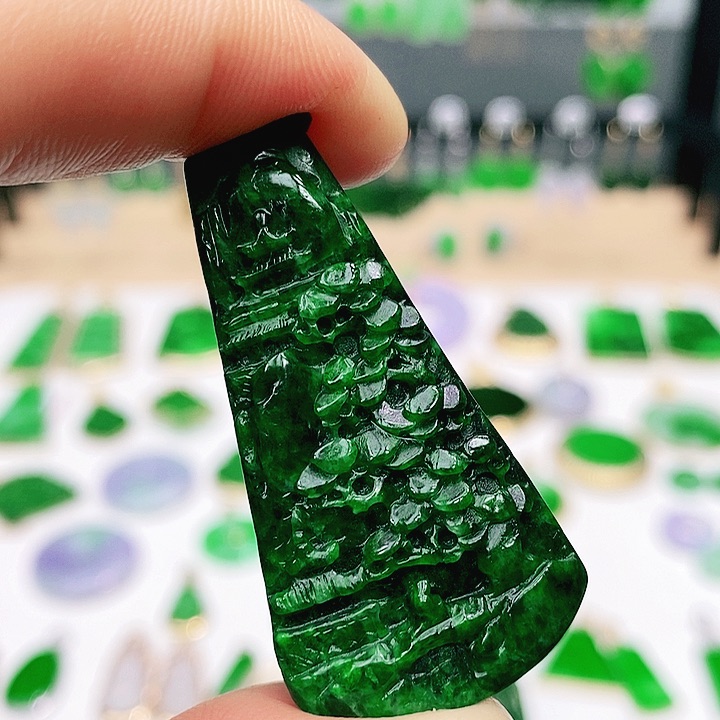 翡翠颈饰未镶嵌挂件