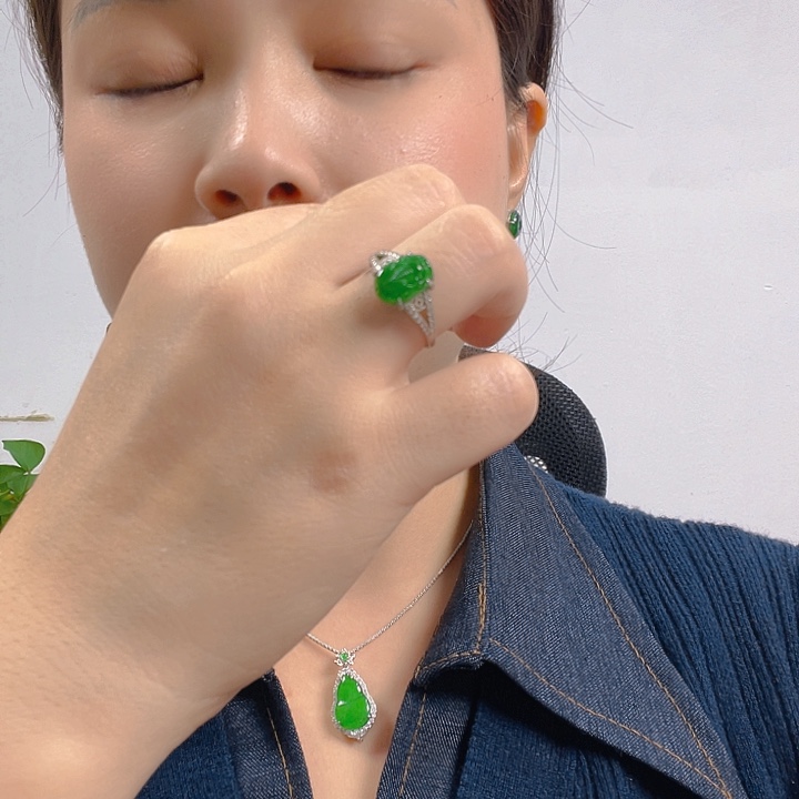 翡翠银S925镶嵌吊坠(不含链)