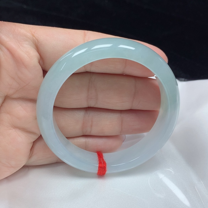 翡翠手镯未镶嵌正圈55