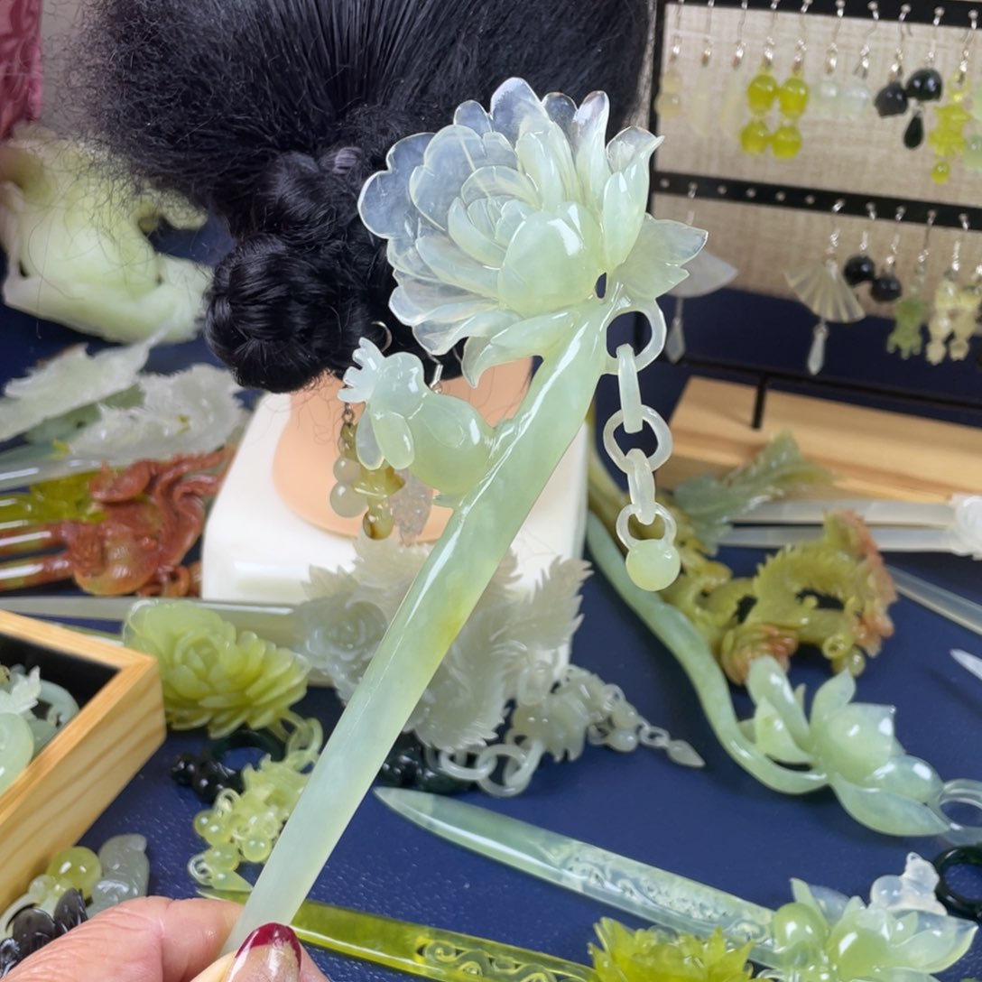 蛇纹石玉发饰未镶嵌沄*