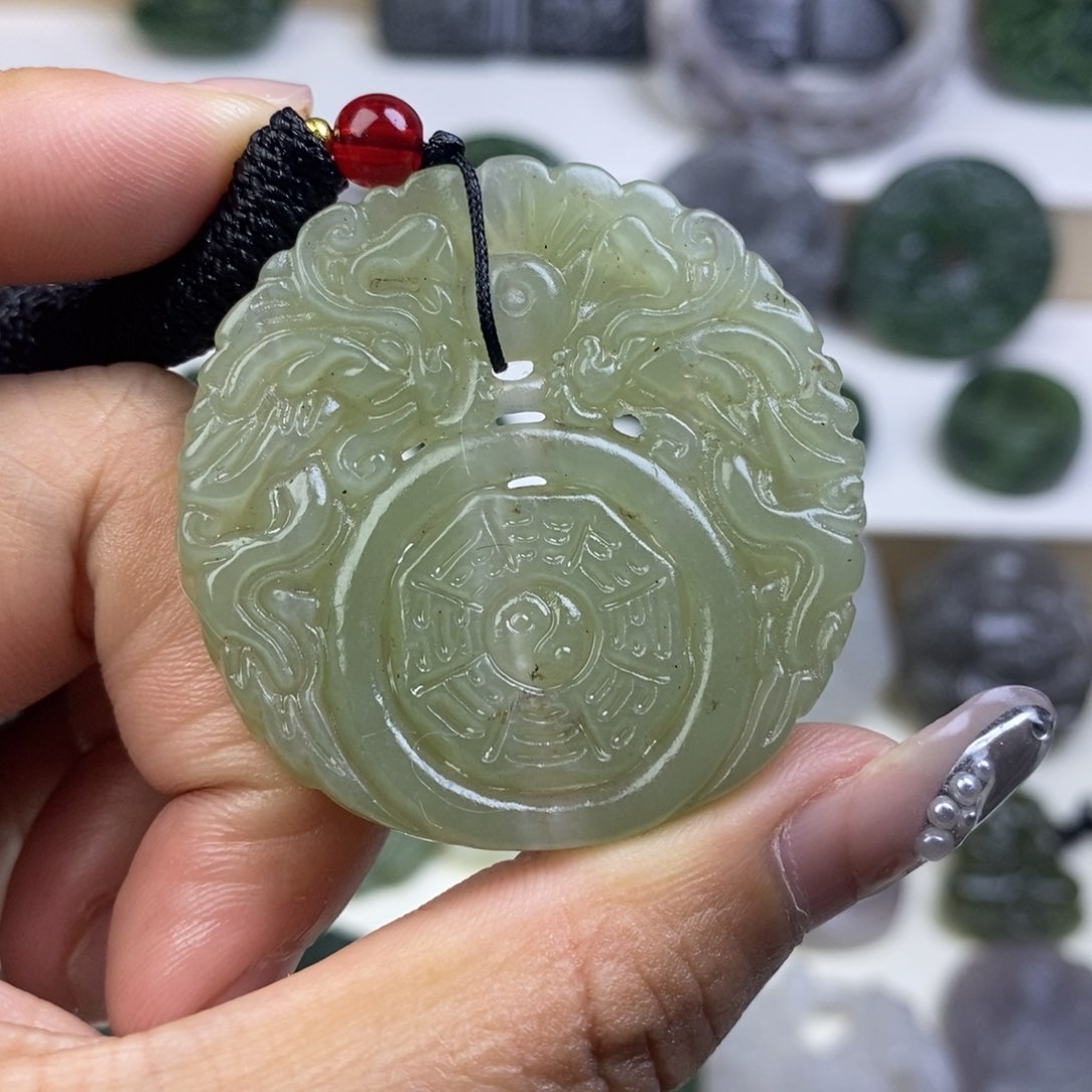 和田玉吊坠未镶嵌