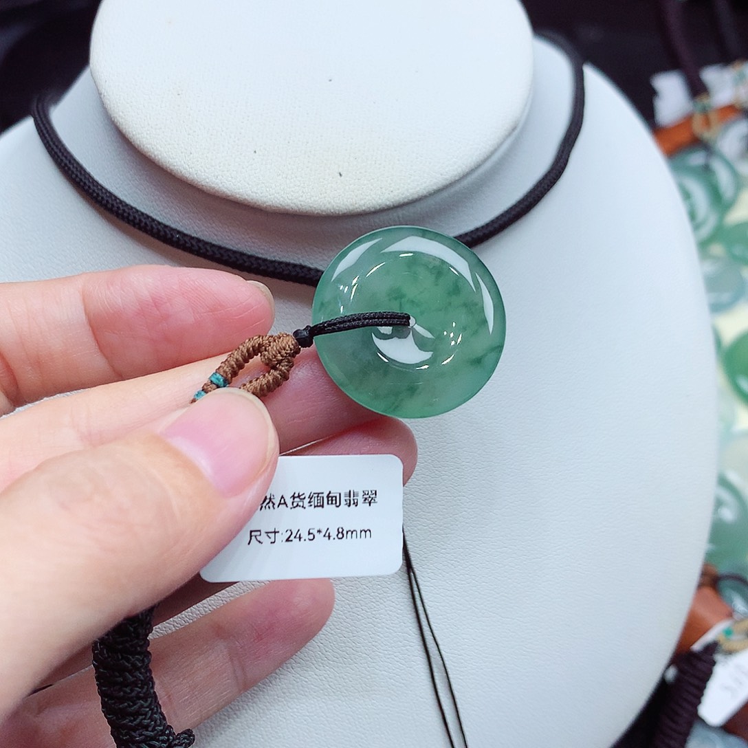 颈饰未镶嵌翡翠编号25，24.5/4.8