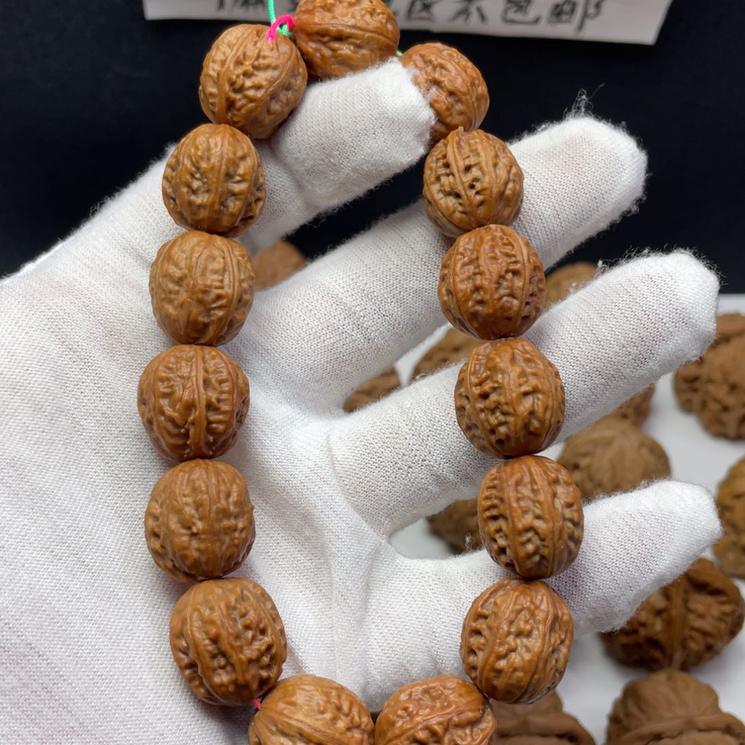 文玩核桃把件17秋籽手串原皮原色