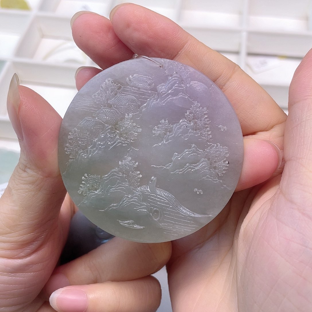 未镶嵌定制翡翠逍**在翡翠