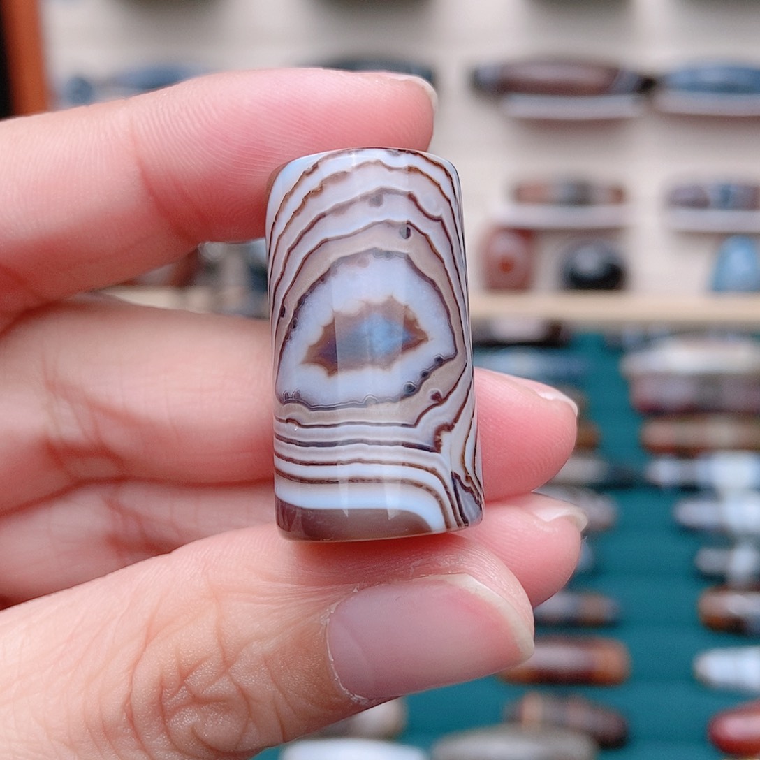 未镶嵌颈饰玛瑙/玉髓古****务