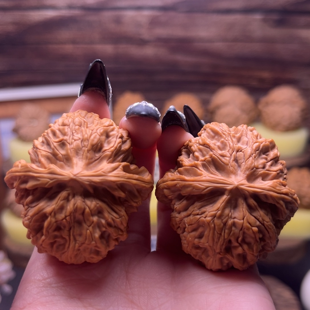 是***啊吊坠桃核苹果园闪84