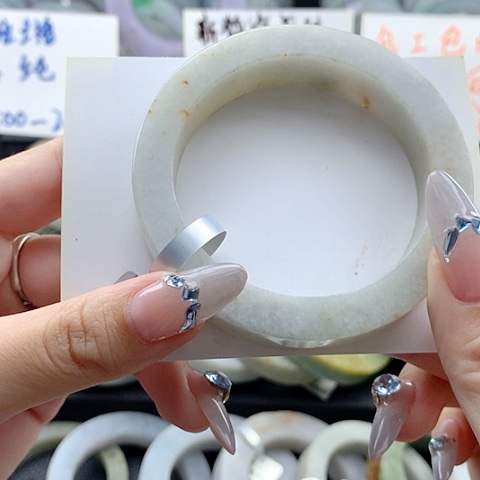 未镶嵌手镯翡翠天然翡翠