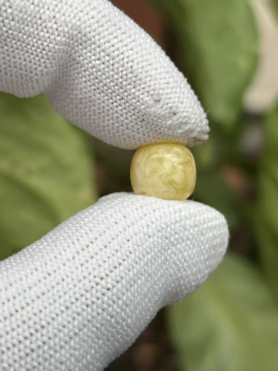 3690天然蜜蜡琥珀老型墩子10.4x9.5mm