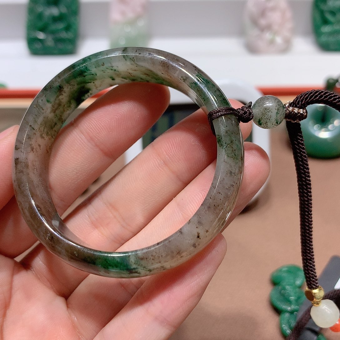 独山玉挂件未镶嵌