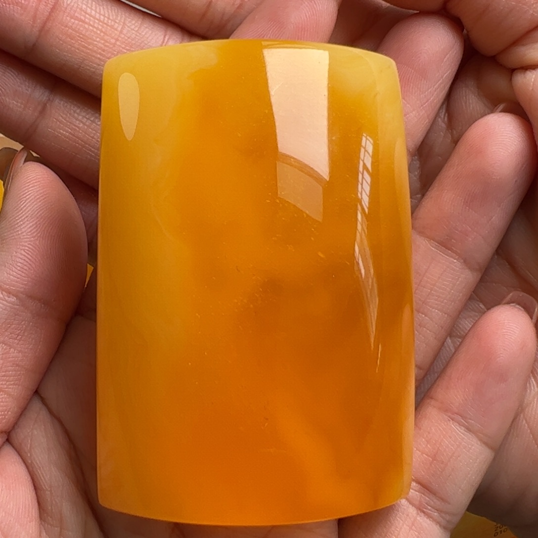 蜜蜡吊坠(不含链)未镶嵌无优化