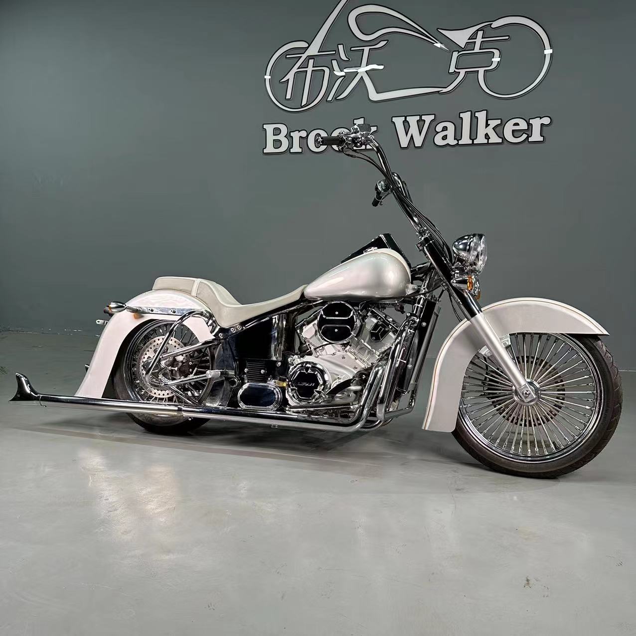 【布沃克霸路特】匪帮风格燃油巡航太子摩托车成人两轮高把机车