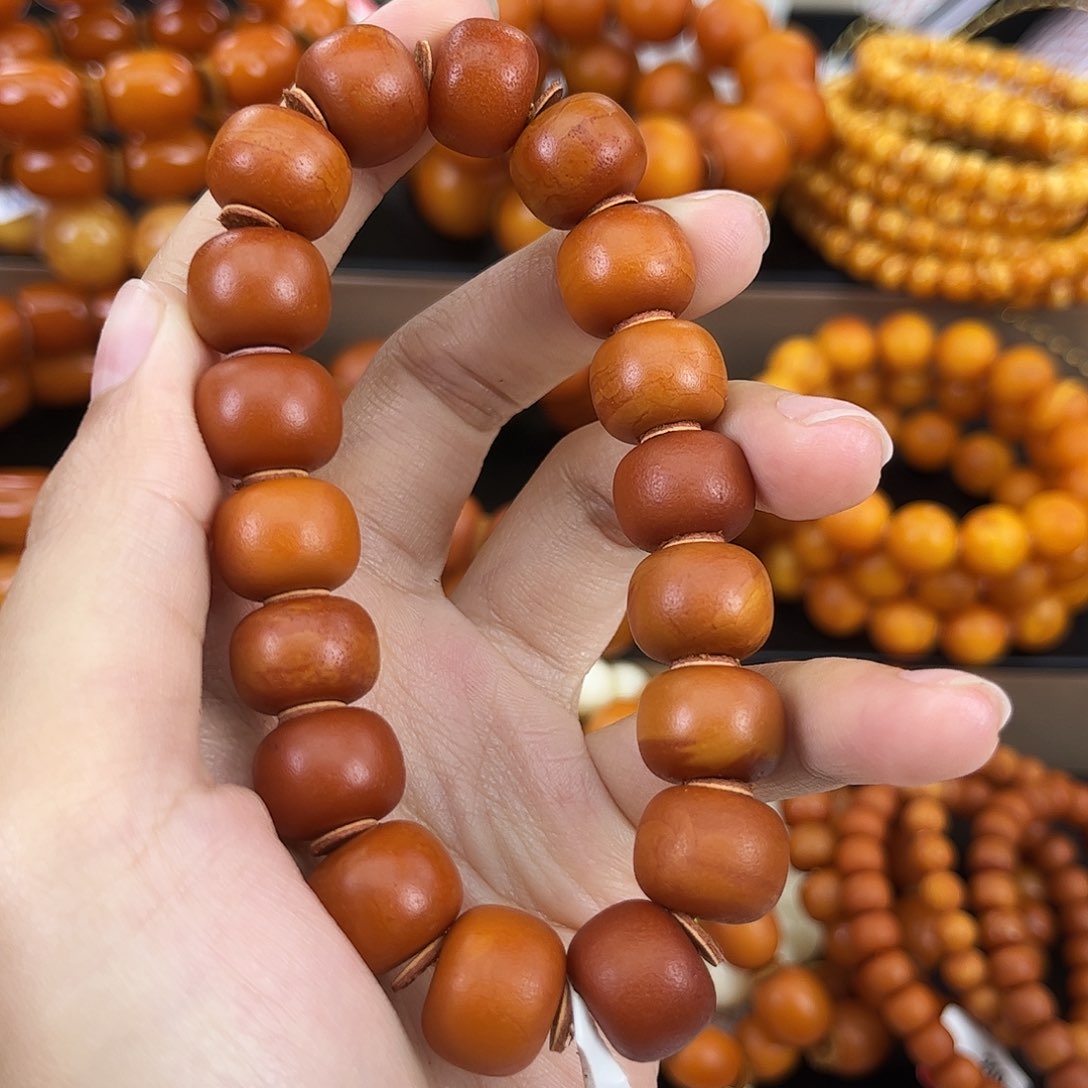 琥珀颈饰未镶嵌蜜蜡