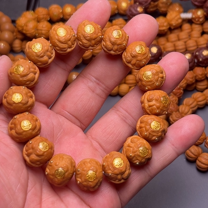 吊坠猴头核桃金蟾王