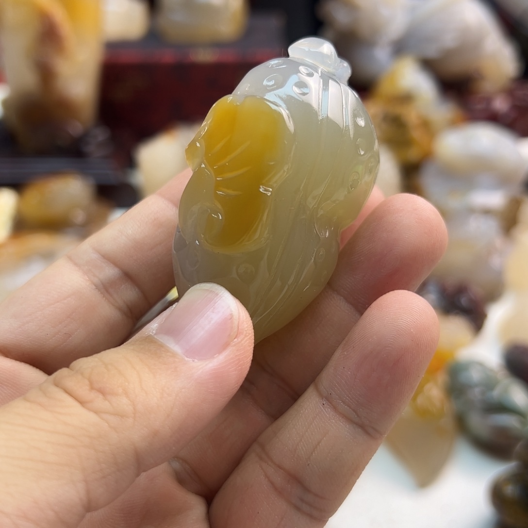 玛瑙/玉髓未镶嵌颈饰