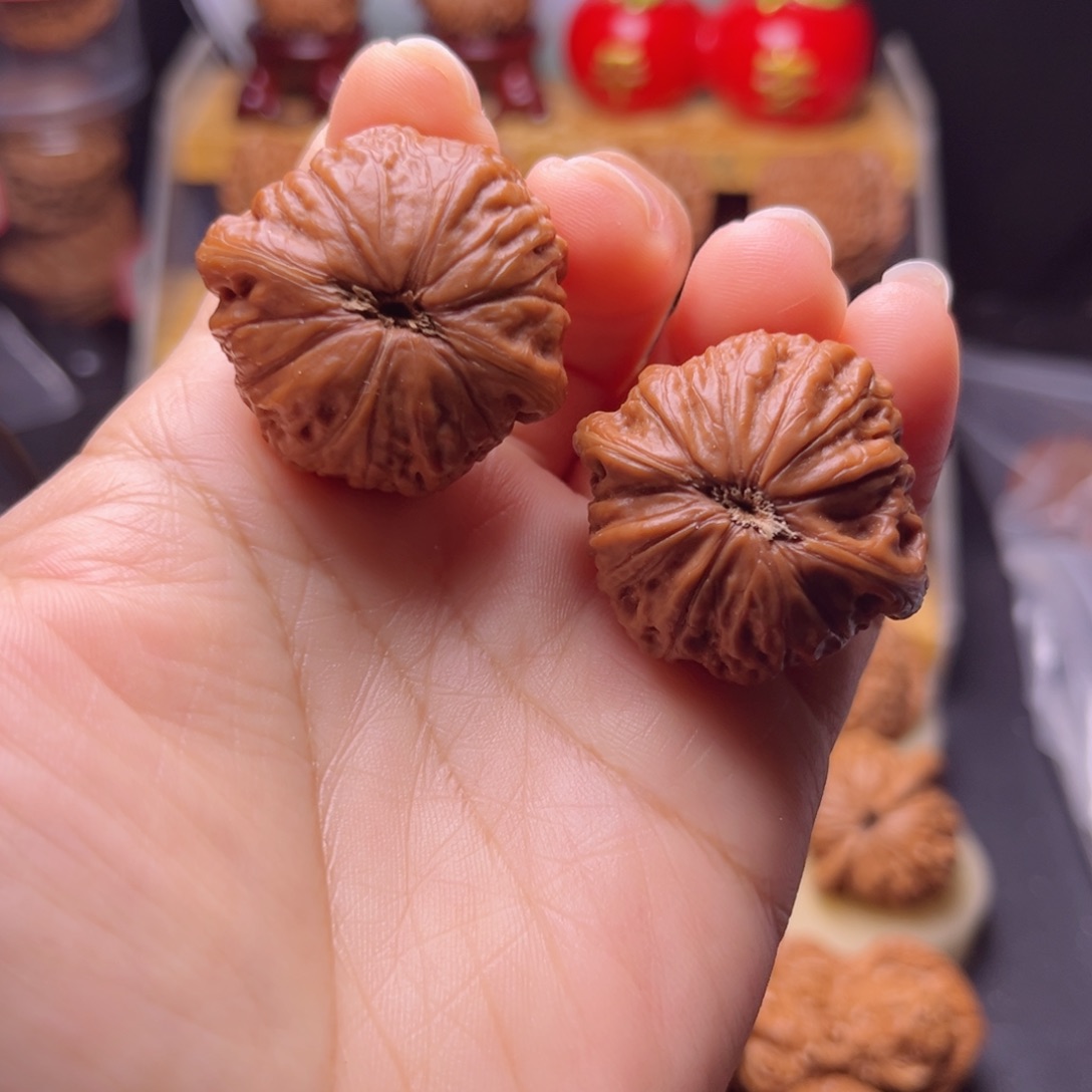 小***经文玩核桃吊坠铁锤➕松石，不退不换