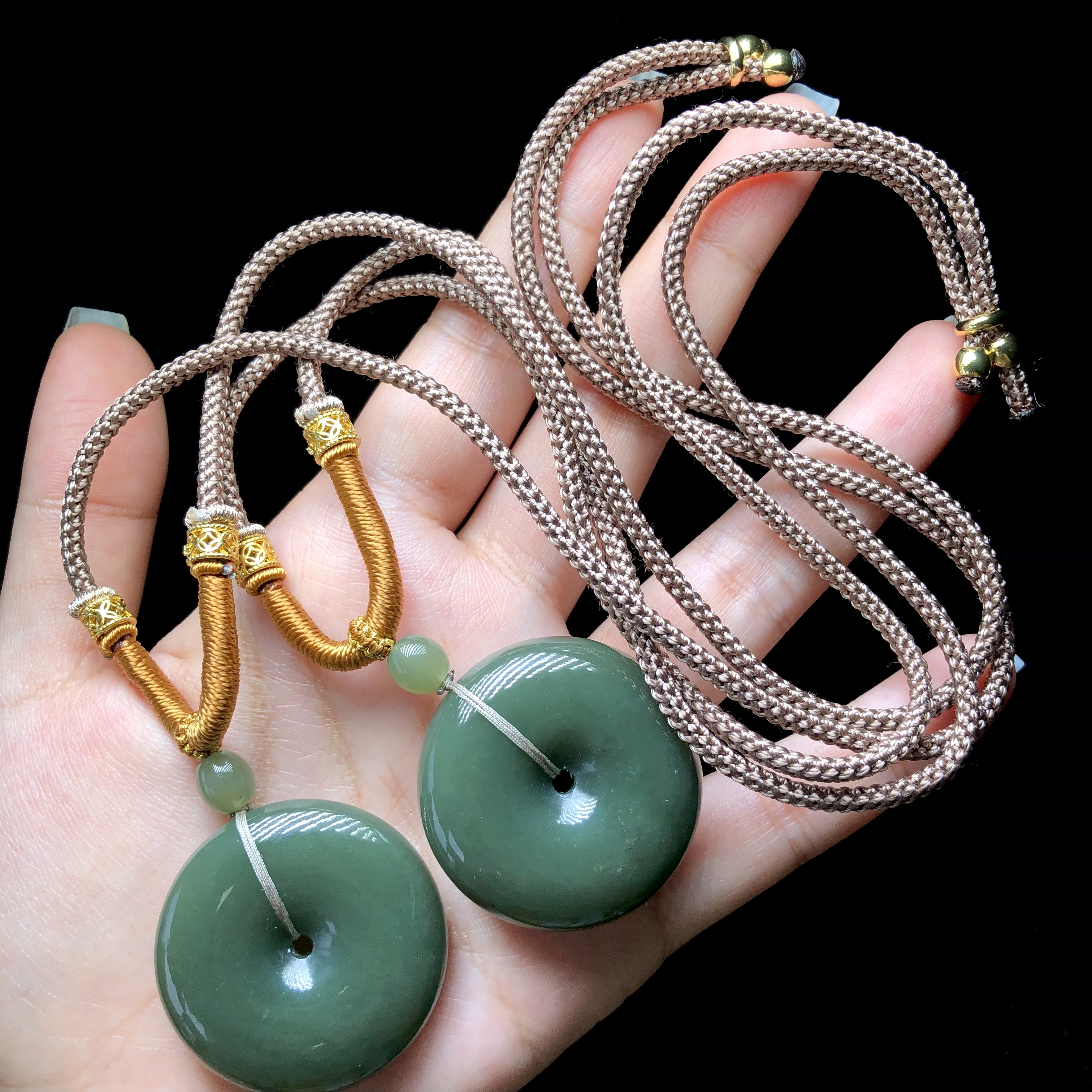 【云上好物】和田玉吊坠-多样性发其一-34*10mm-DS34123（WJ）