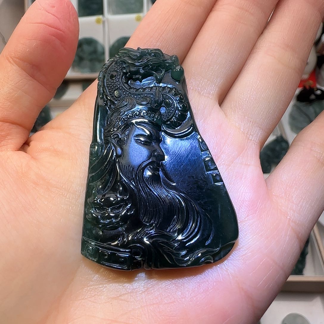 定制翡翠未镶嵌大威天龙翡翠定制