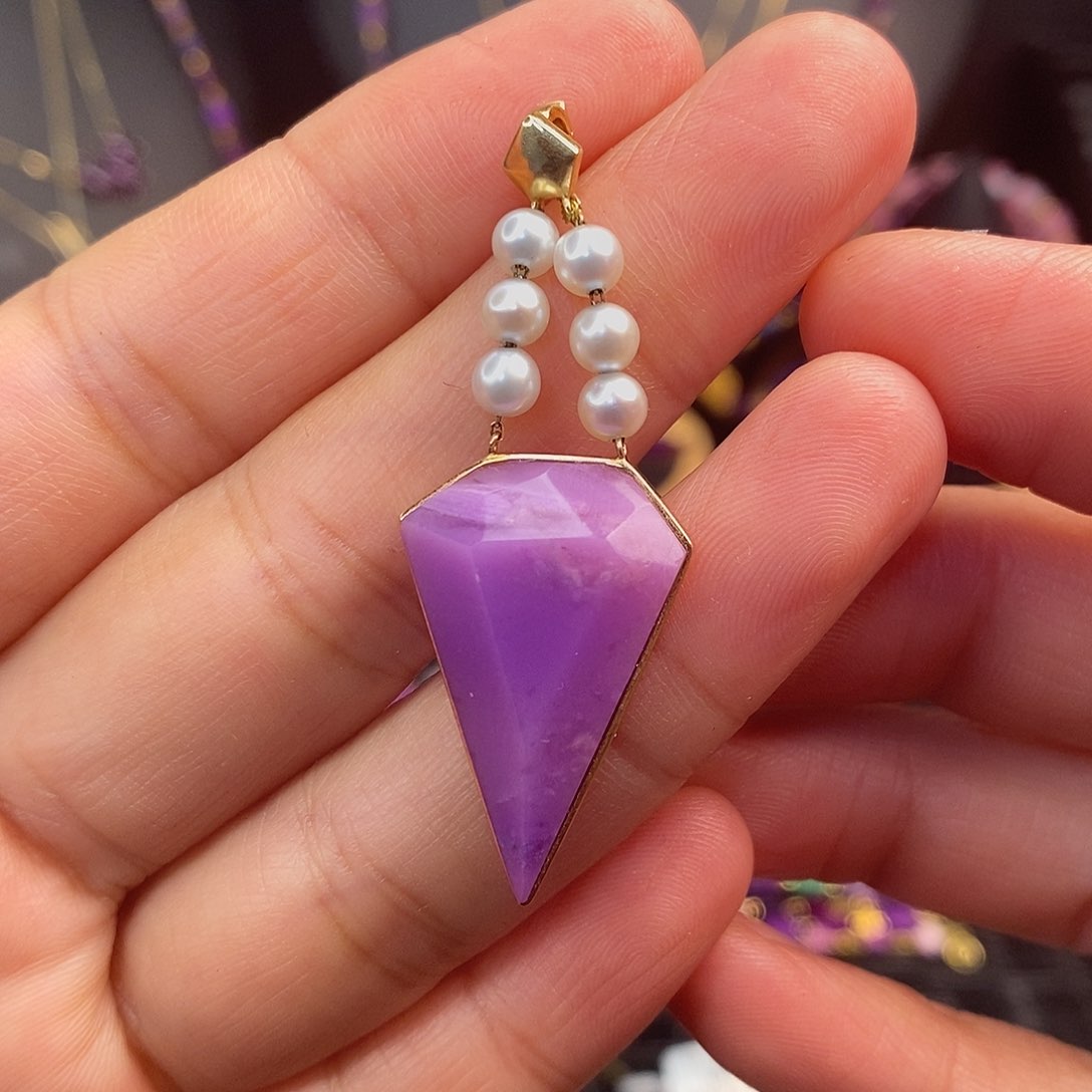 苏纪石（舒俱来）吊坠18K金镶嵌