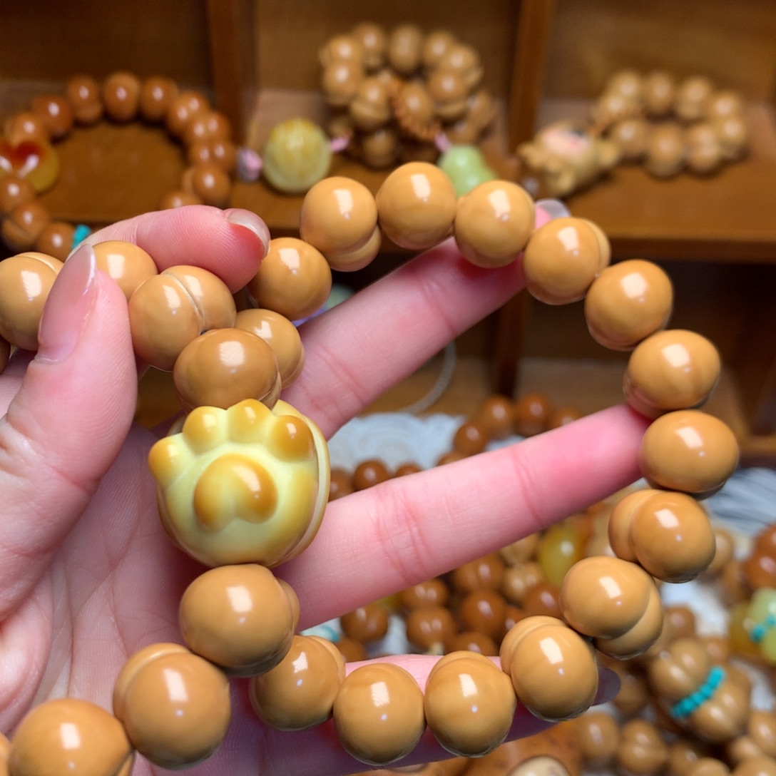 把件猴头核桃14高定屁桃手串猫爪