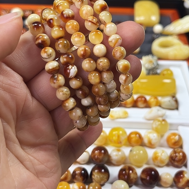琥珀颈饰未镶嵌17