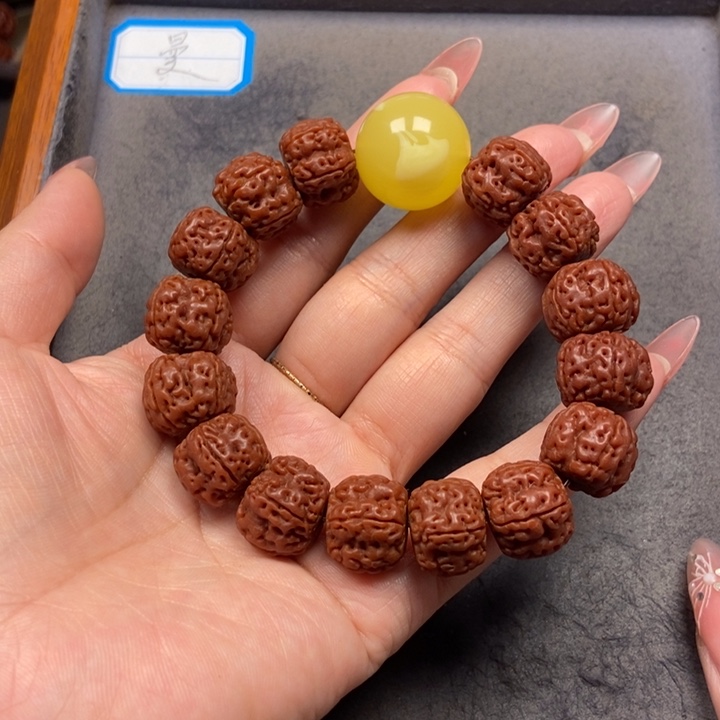 金刚菩提吊坠菩提