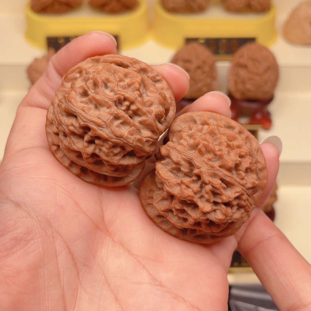 爱***龄文玩核桃把件苹果42