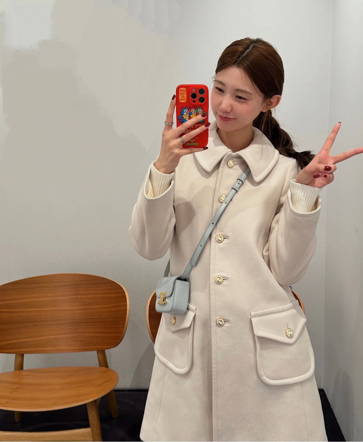 全新未使用 GUCCI/古驰  bb1101 白色金扣羊毛大衣 36码