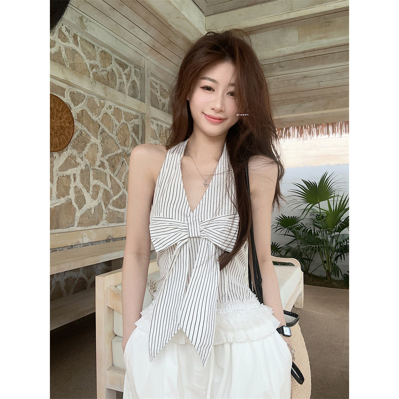 穿搭一整套 挂脖V领背心条纹上衣+蝴蝶结连衣裙+阔腿休闲裤套装