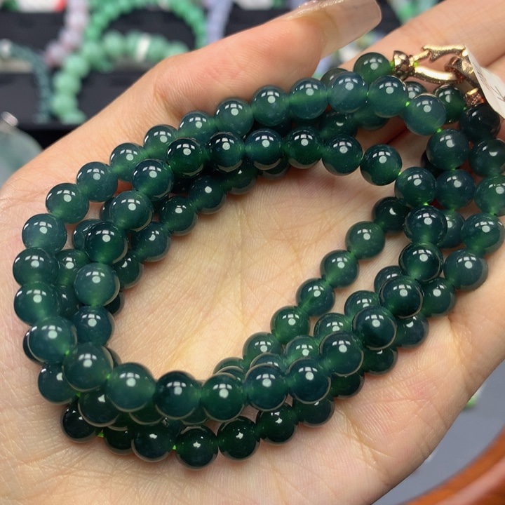 翡翠手链未镶嵌翡翠