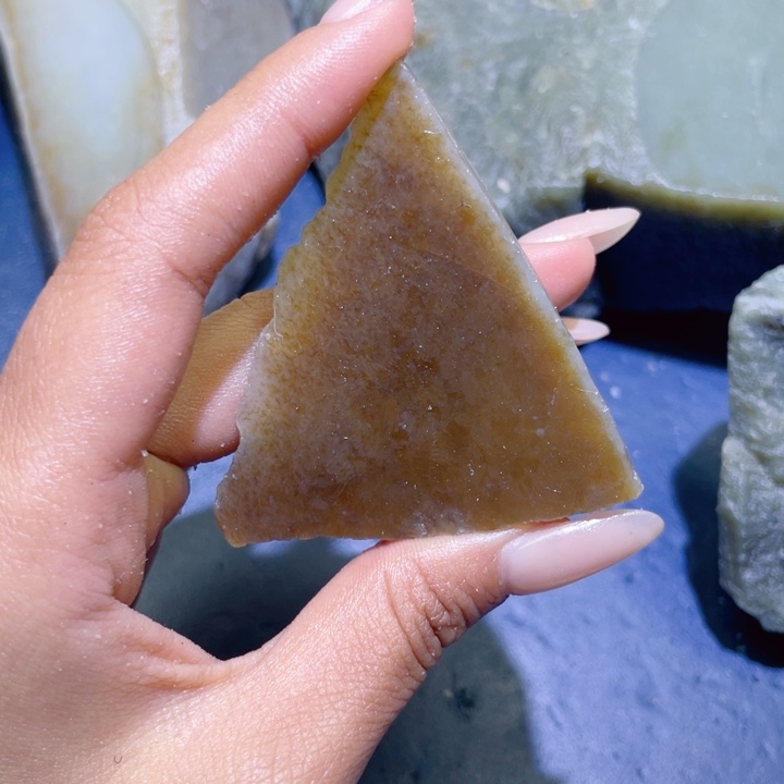 和田玉未镶嵌珠宝半成品