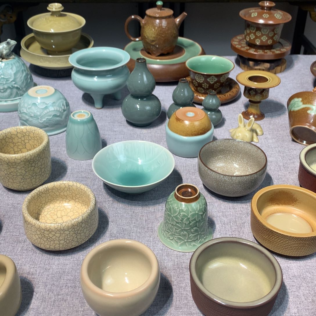赤**空龙泉青瓷手工制作