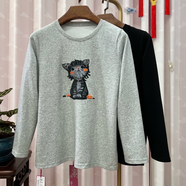 胖人坊大码复古猫圆领衫4724 衣长67