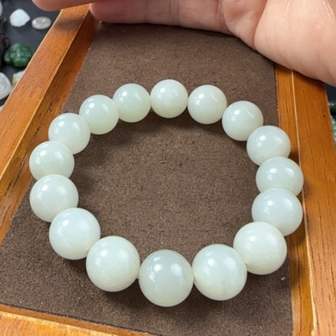 和田玉手链未镶嵌定制