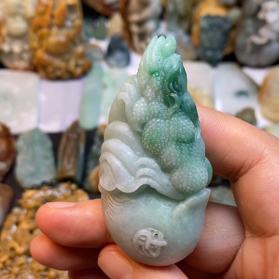 定制翡翠未镶嵌特色8