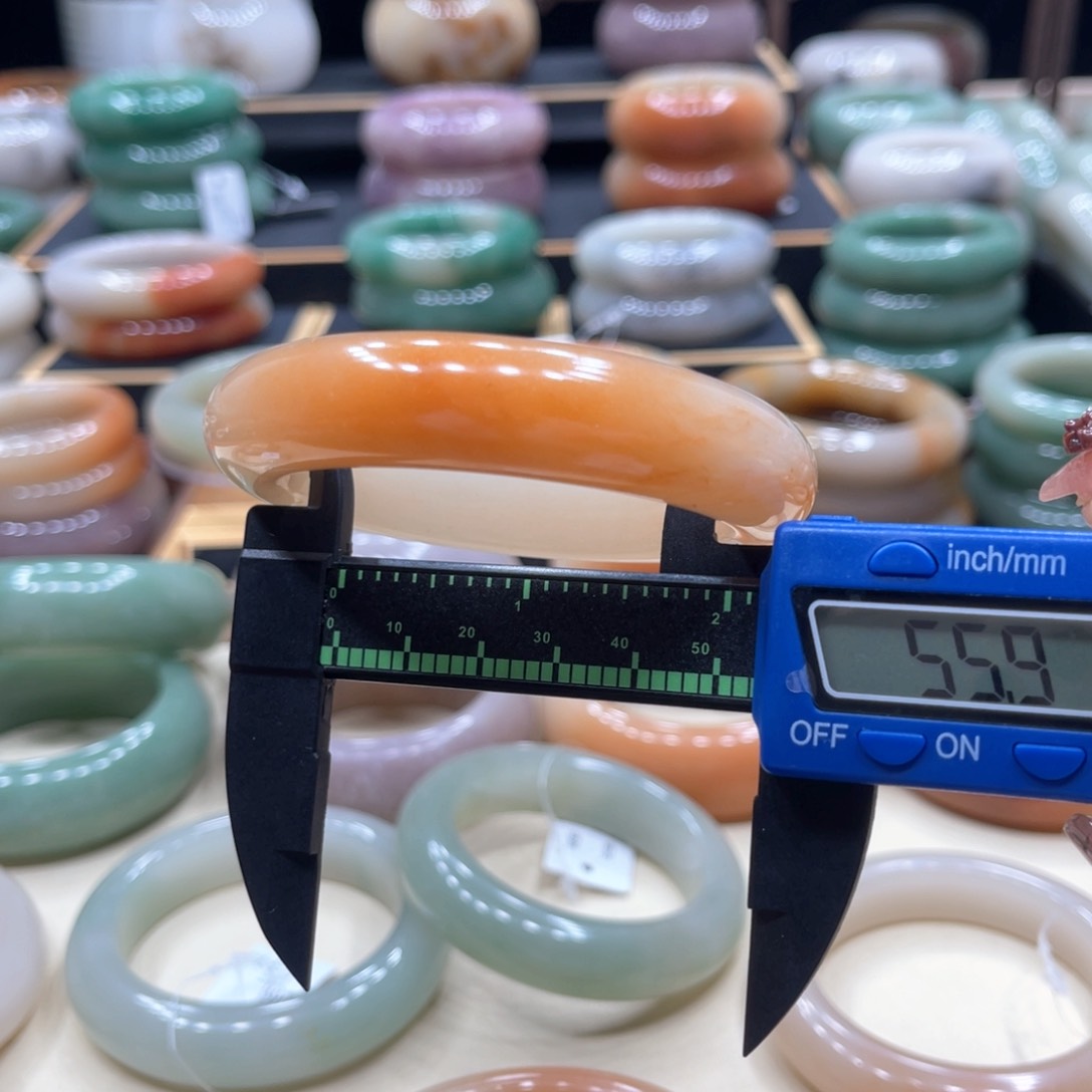 石英质玉手镯合金