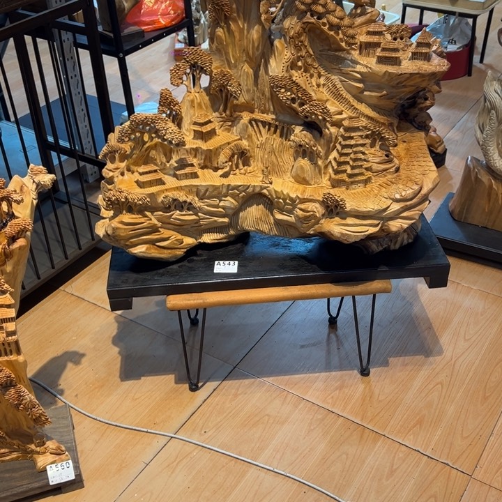 金丝楠幽***?陈化崖柏。